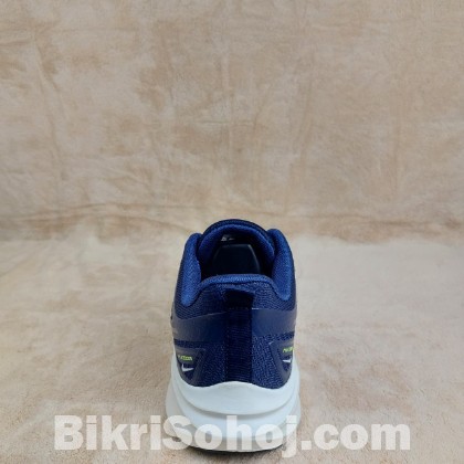 Nike Zoom Running shoes in navy blue with white midsoles
